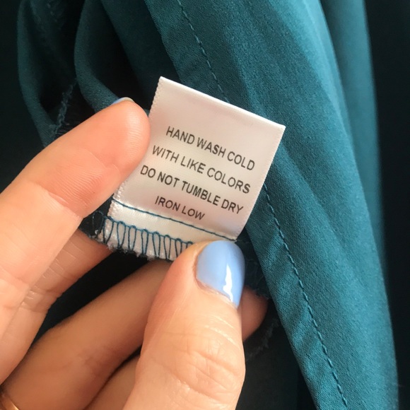 WINDSOR | Satin wrap top - Picture 8 of 9